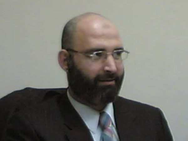 الدكتور أمير صالح