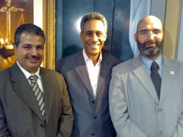 الدكتور أمير صالح مع الكابتن ماهر همام والأستاذ عبد الحميد صالح