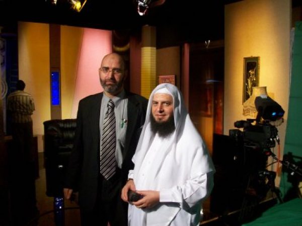 الدكتور أمير صالح مع فضيلة الشيخ عبد الوهاب الداودي